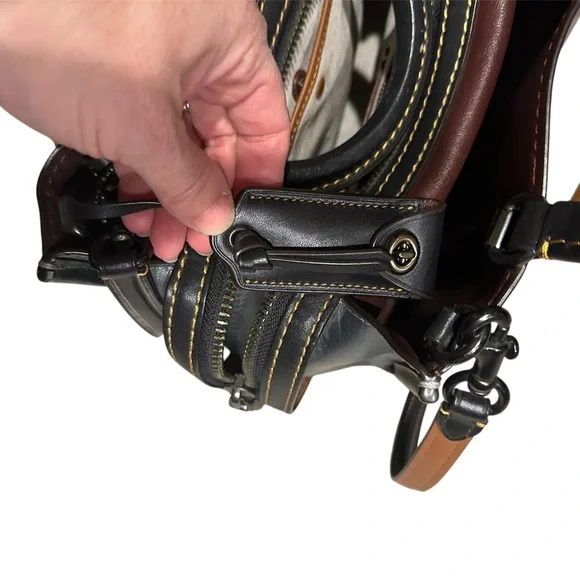 Coach Gray Heart Keith hating rogue bag 25 Embellished Women's Bag - Picture 7 of 16